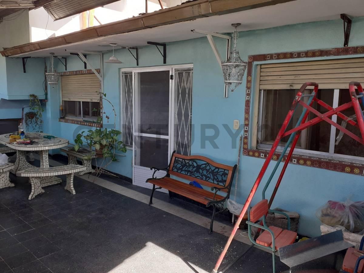 Venta en Block - 3 PH en Planta Alta - Local y Depósito en Pl 3
