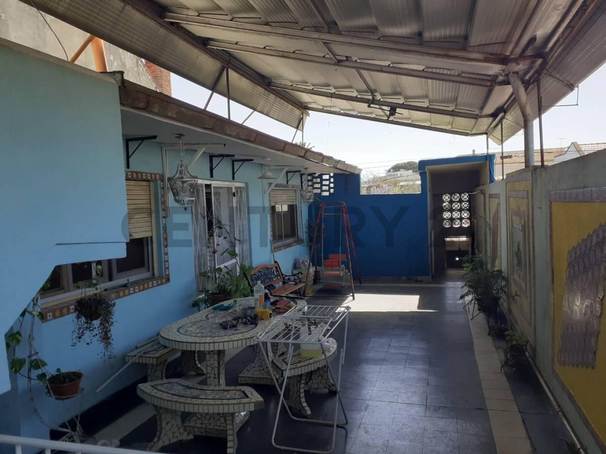 Venta en Block - 3 PH en Planta Alta - Local y Depósito en Pl 1