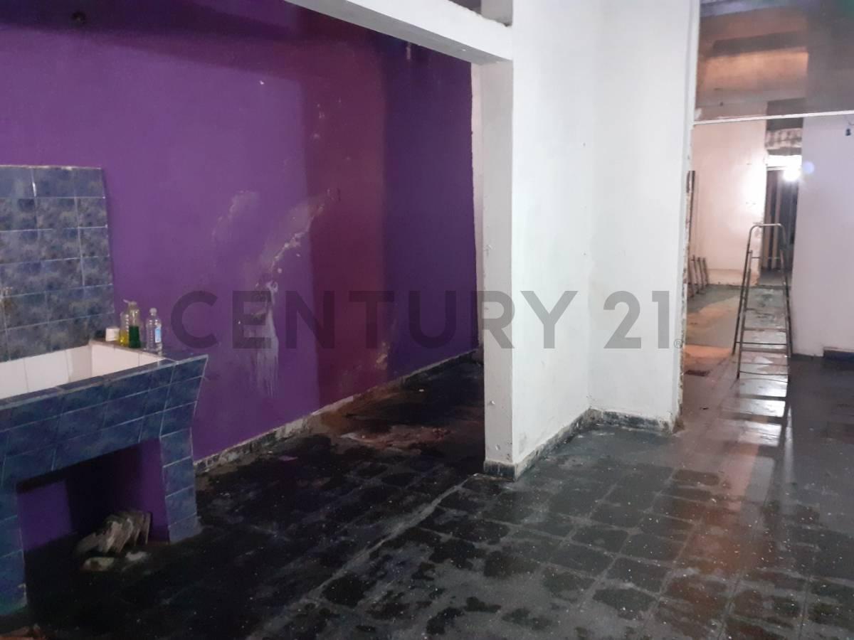 Venta en Block - 3 PH en Planta Alta - Local y Depósito en Pl 2