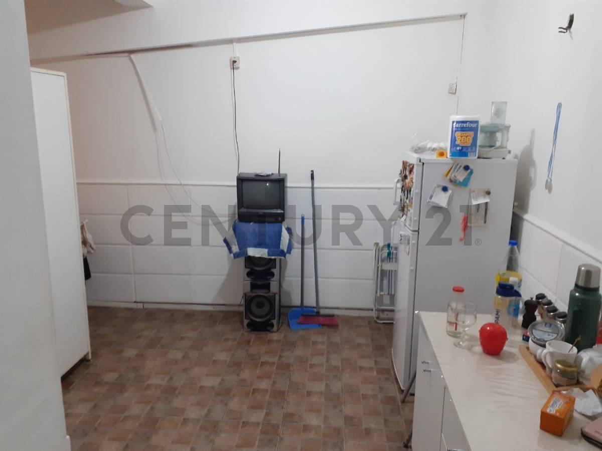 Foto de Departamento - Venta - Monte Castro - Apto Comercial - Apto Crédito, imagen 2