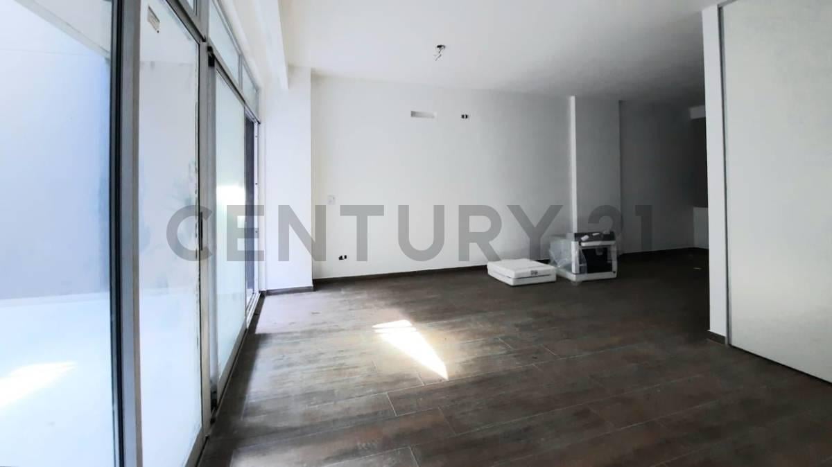 VENTA EXCLUSIVO DESARROLLO 1 AMB Y 1/2  PATIO  LUMINOSO EXCE