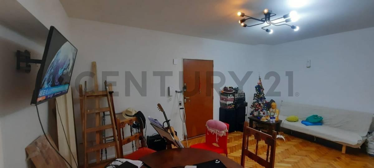 VENTA DEPARTAMENTO 2 AMBIENTES RECOLETA