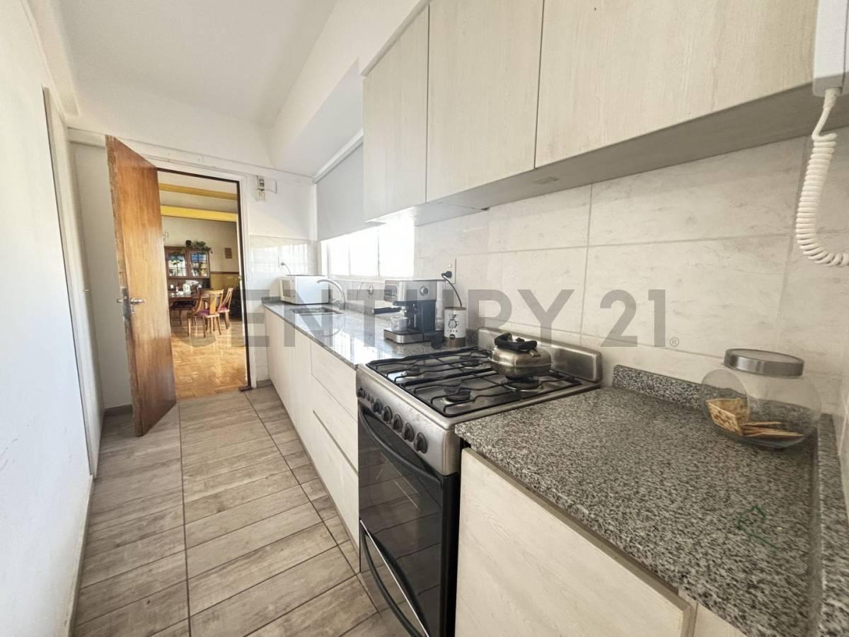 VENTA DEPARTAMENTO 4 AMBIENTES BALVANERA