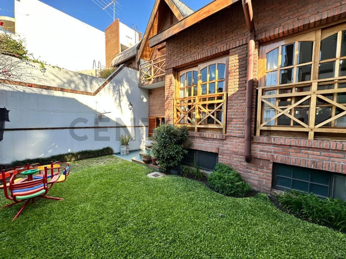 Casa 5 Ambientes de Categoría - Acepta Permuta! Villa Devoto 4