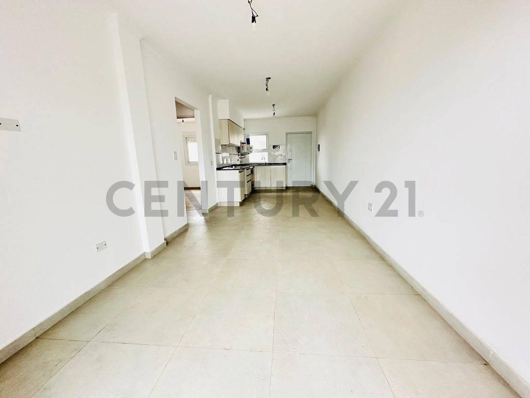 Foto de VENTA DEPTO 2 AMBIENTES A ESTRENAR - CASEROS, imagen 2
