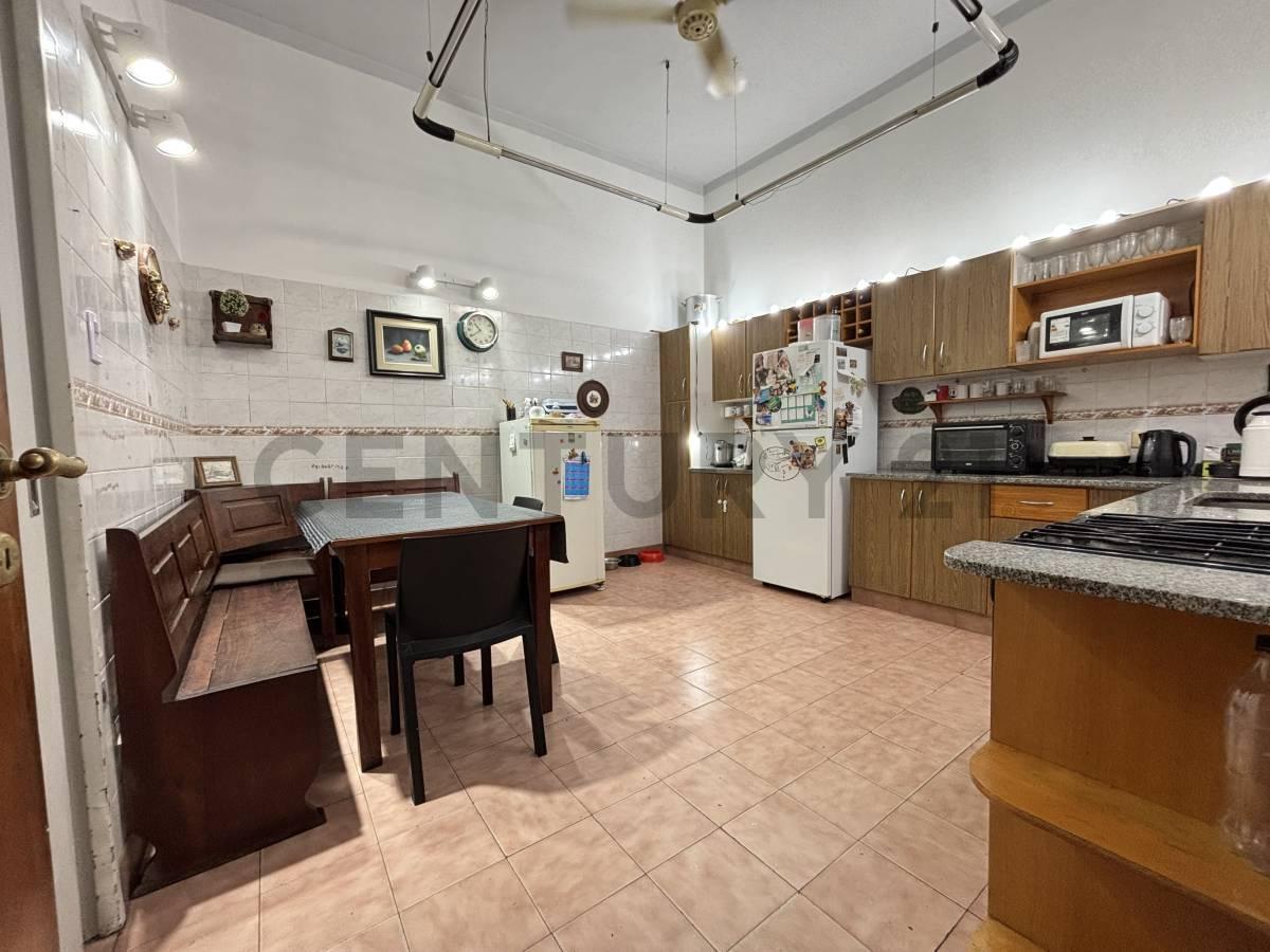 Venta Casa 6 Ambientes. Villa Urquiza. 2