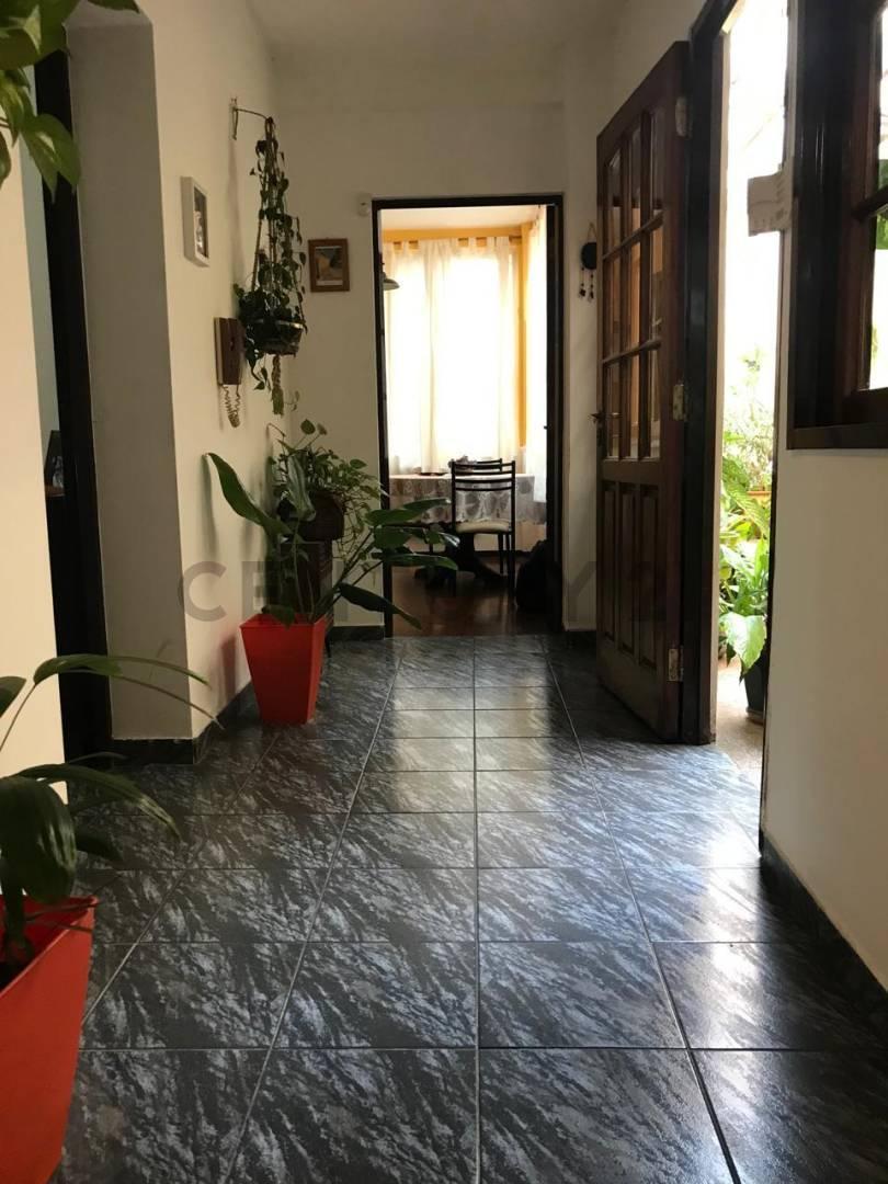 Venta PH 4 Ambientes con Cochera y Terraza en Saavedra 1