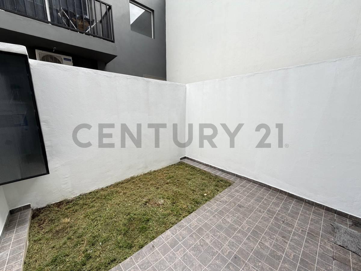 Foto de VENTA DPTO 1 AMB CON PATIO Y COCHERA EN CASEROS TRES DE FEBRERO, imagen 4