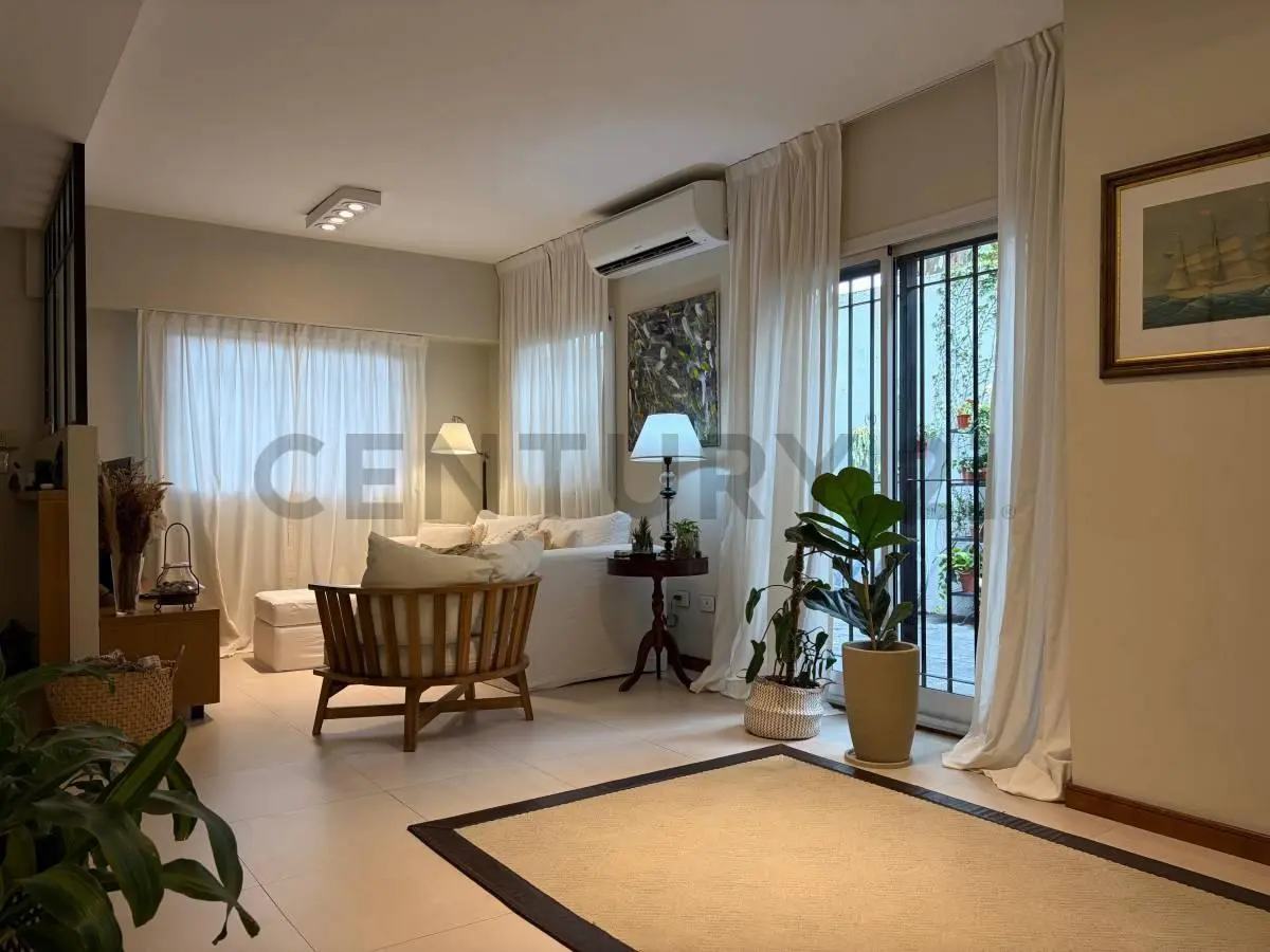 VENTA DÚPLEX 5 AMBIENTES EN FLORIDA - IMPECABLE ESTADO - SUPER LUMINOSO - COCHERA/PATIO 4