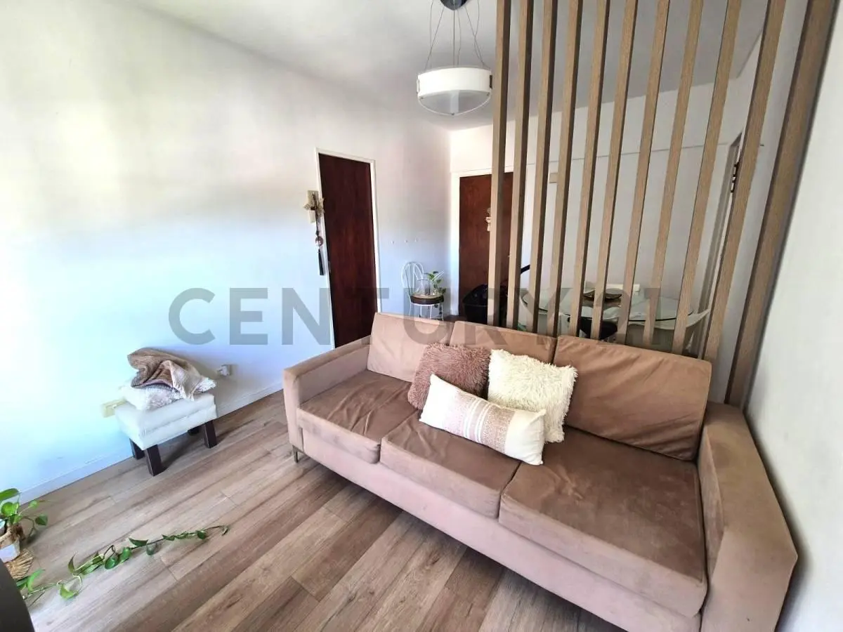 VENTA 3 AMBIENTES - PISO ALTO - MUY LUMINOSO - SOBRE AV LIBERTADOR OLIVOS 4