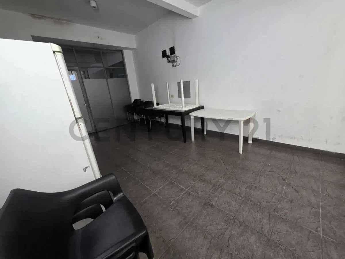 Departamento 3 Ambientes Piso Completo con Balcón Aterrazado en Almagro 5