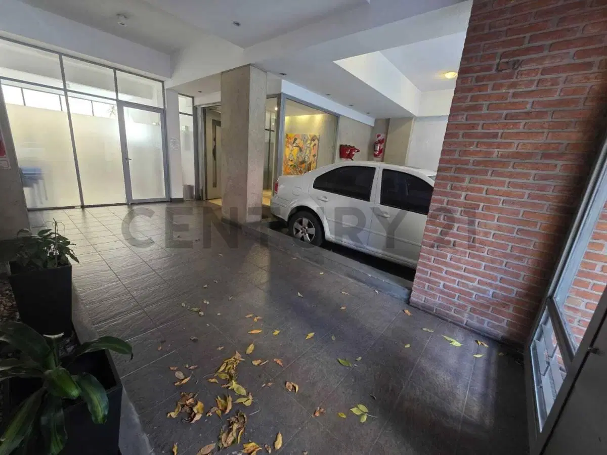 Departamento 3 Ambientes Piso Completo con Balcón Aterrazado en Almagro 4