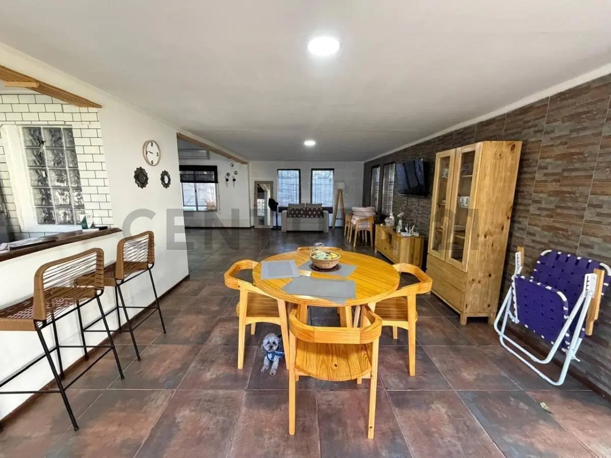 VENTA CASA DE 3 AMBIENTES EN MORENO 3