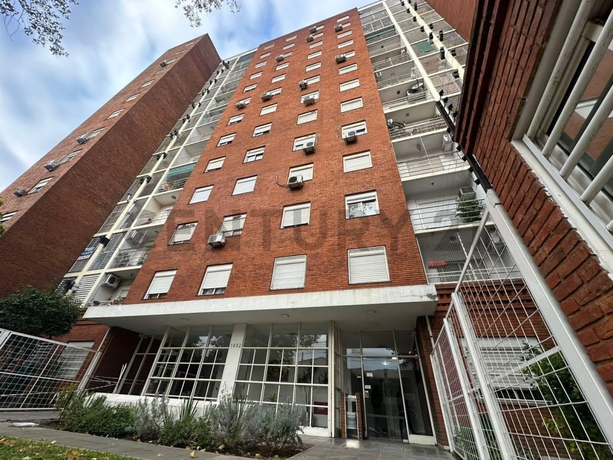 VENTA DEPARTAMENTO 3 AMBIENTES CON BALCÓN (5º piso)  EN VILLA RAFFO