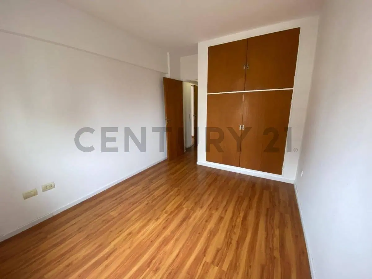 ALQUILER!! DEPARTAMENTO 2 AMBIENTES / MUY LUMINOSO - BALCON AL FRENTE! AV. CABILDO EN PALERMO! 4