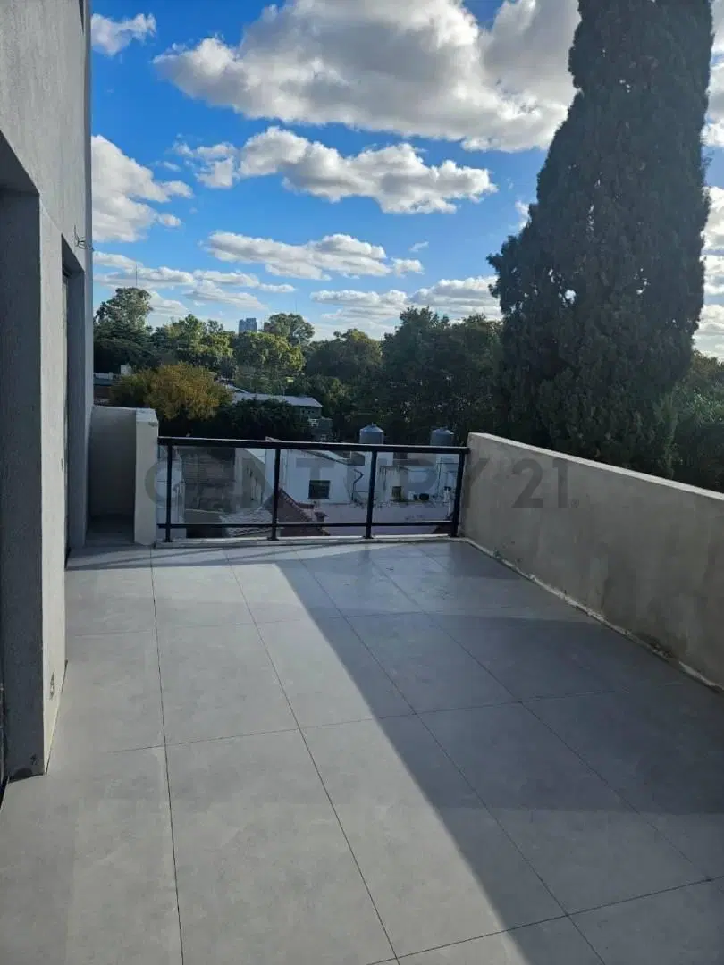 Venta 2 Ambientes con Terraza Privada y Vista Panorámica al Parque Sarmiento 2