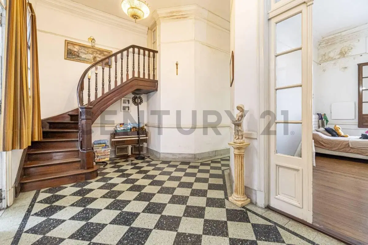 Oportunidad venta casa en paternal para refaccionar 2