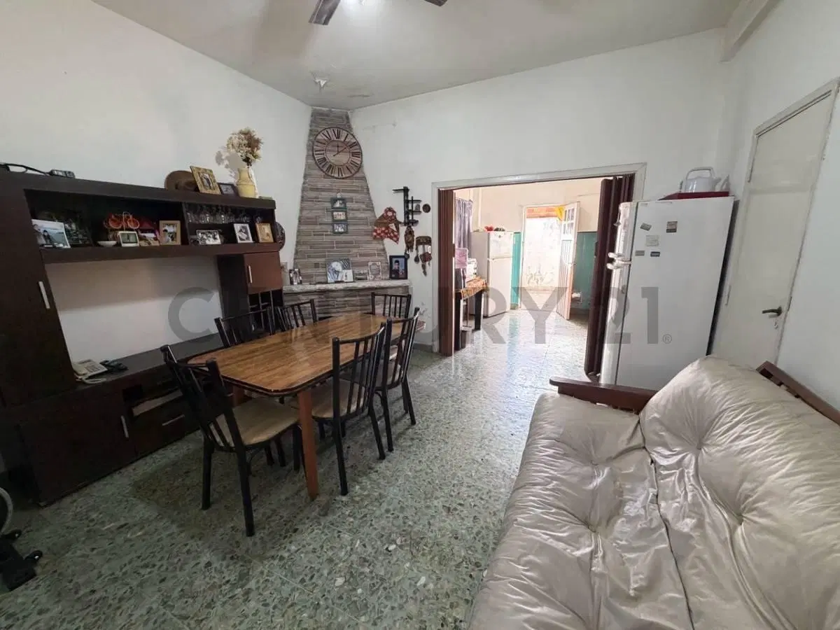 CASA LOTE PROPIO VILLA SARMIENTO 3 AMB C/PATIO Y TERRAZA 5