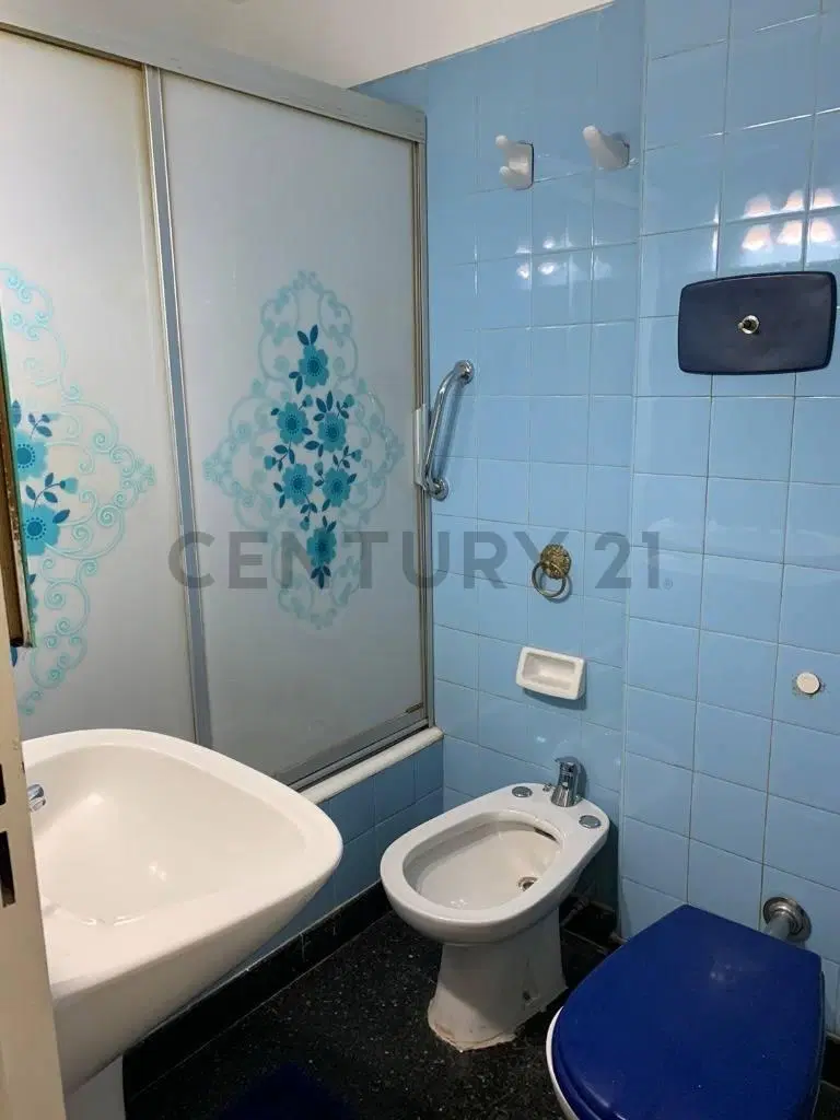 ALQUILER  DEPARTAMENTO FLORES  4 AMBIENTES-BALCON-PATIO/TERRAZA 4