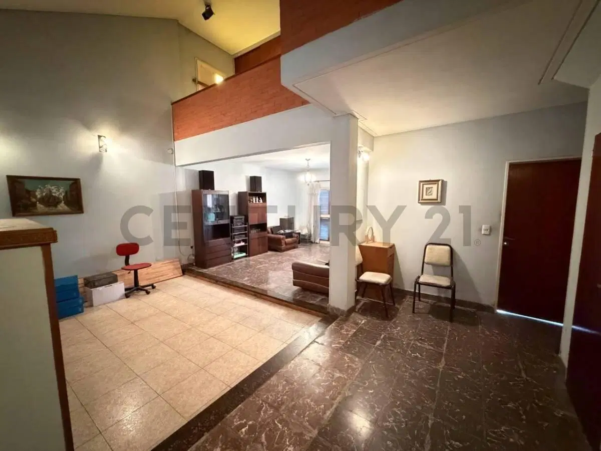 CASA VENTA EL PALOMAR - TERRENO 572 MTS 3