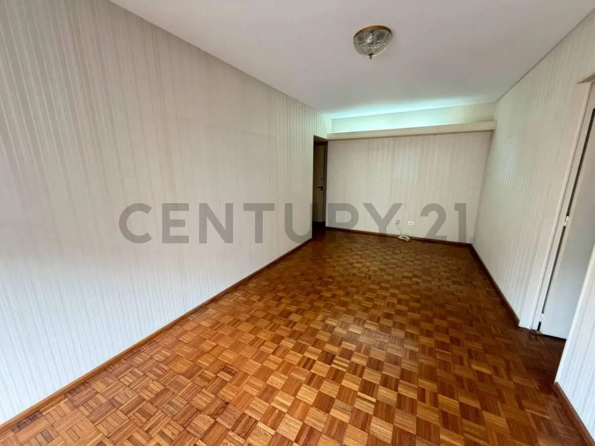 VENTA 3 AMB MICROCENTRO CON BAULERA - OPORTUNIDAD 5