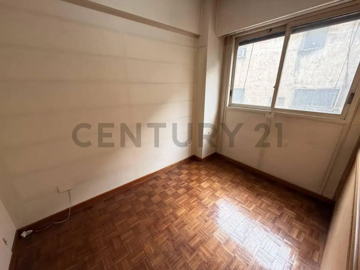 VENTA 3 AMB MICROCENTRO CON BAULERA - OPORTUNIDAD 2