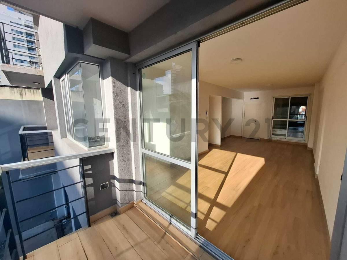 VENTA DE MONOAMBIENTE CON BALCON EN VILLA CRESPO