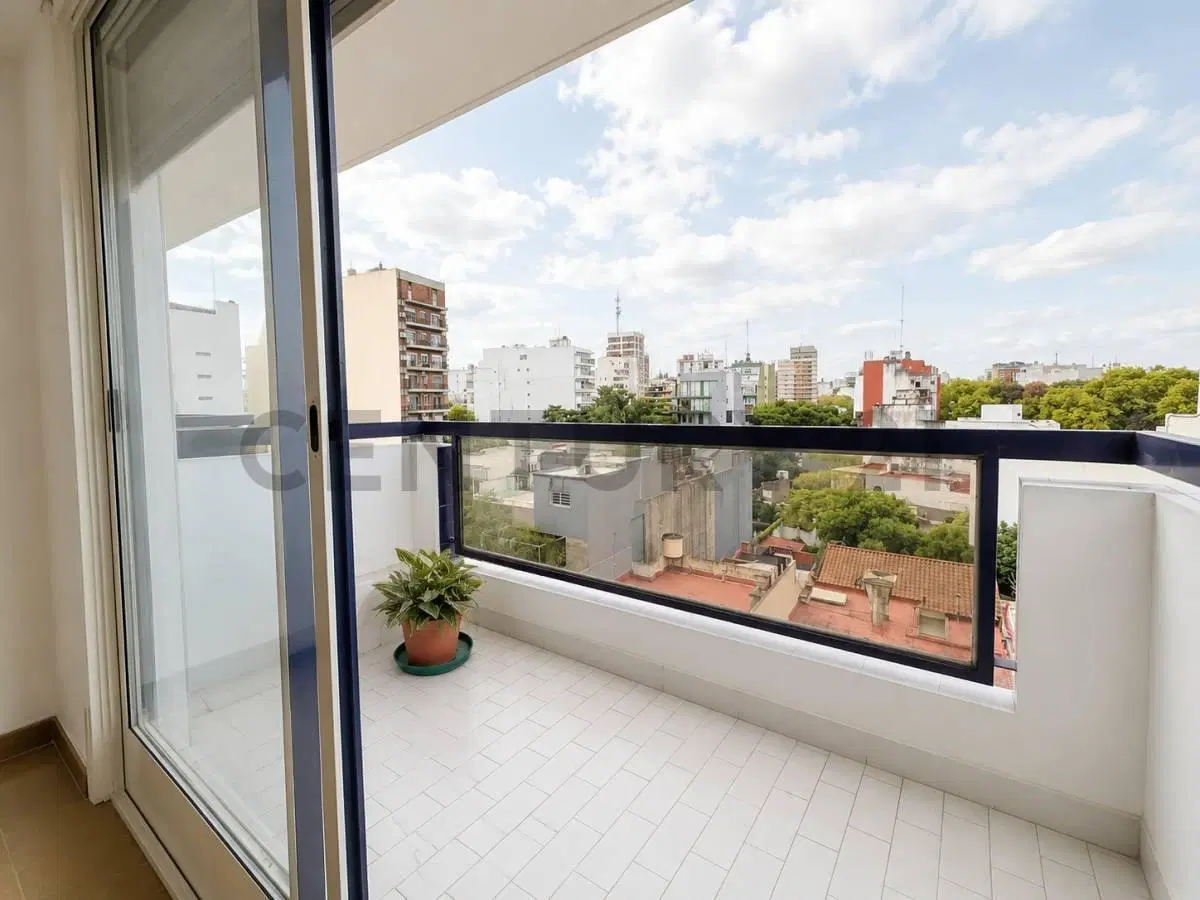 Alquiler monoambiente al frente con balcón en Belgrano R 4