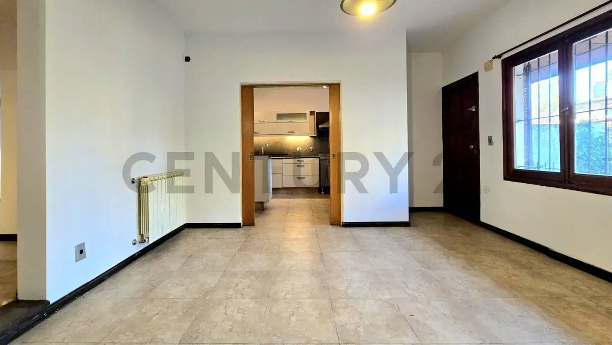 CASA VENTA COCHERA 5 AMBIENTES PATIO PARRILLA . VICTORIANO MONTES 4300 SAAVEDRA, CABA. 5