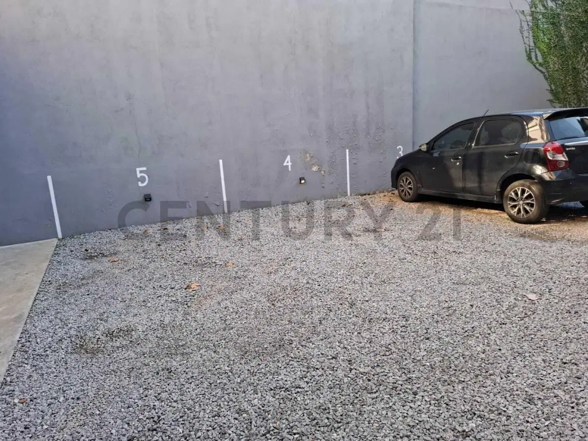 VENTA DE COCHERA EN VILLA CRESPO A 3 CUADRAS DEL MOVISTAR ARENA 3