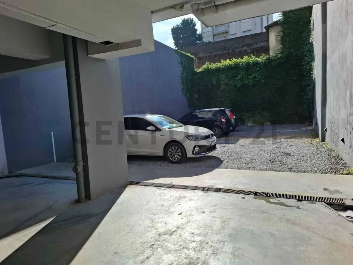 VENTA DE COCHERA EN VILLA CRESPO A 3 CUADRAS DEL MOVISTAR ARENA 2