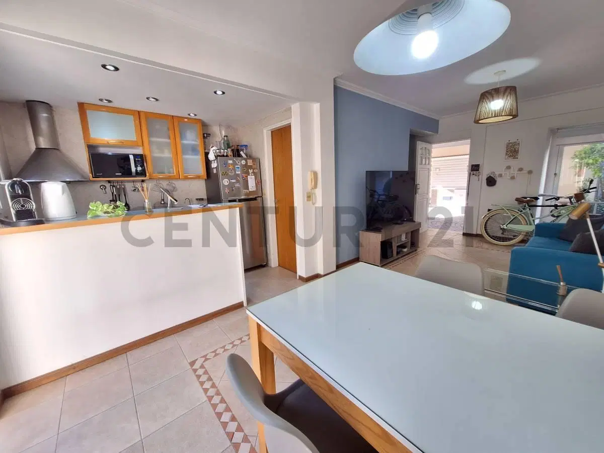 VENTA DÚPLEX 4 AMBIENTES EN BANFIELD, APTO CRÉDITO! 3