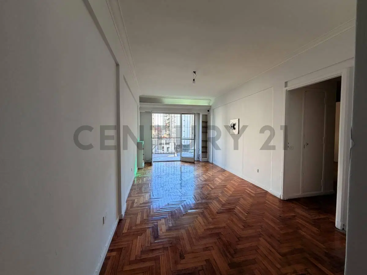 VENTA DEPARTAMENTO 4 ambientes con balcón en Caballito 5