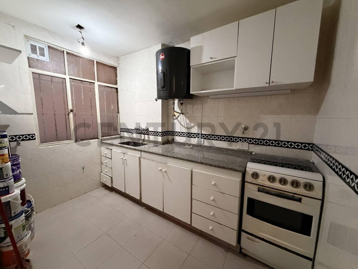 Foto de VENTA DEPARTAMENTO 4 ambientes APTO CREDITO en Caballito, imagen 2