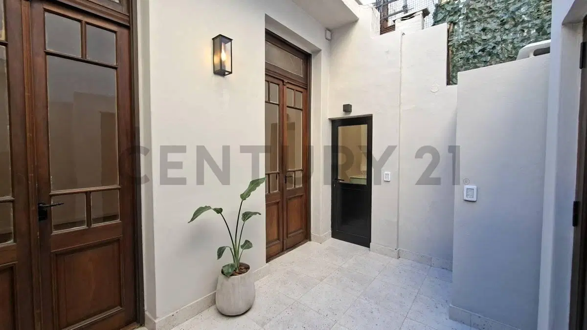 VENTA PH 2 AMBIENTES  RECICLADO CON PATIO SIN EXPENSAS 5
