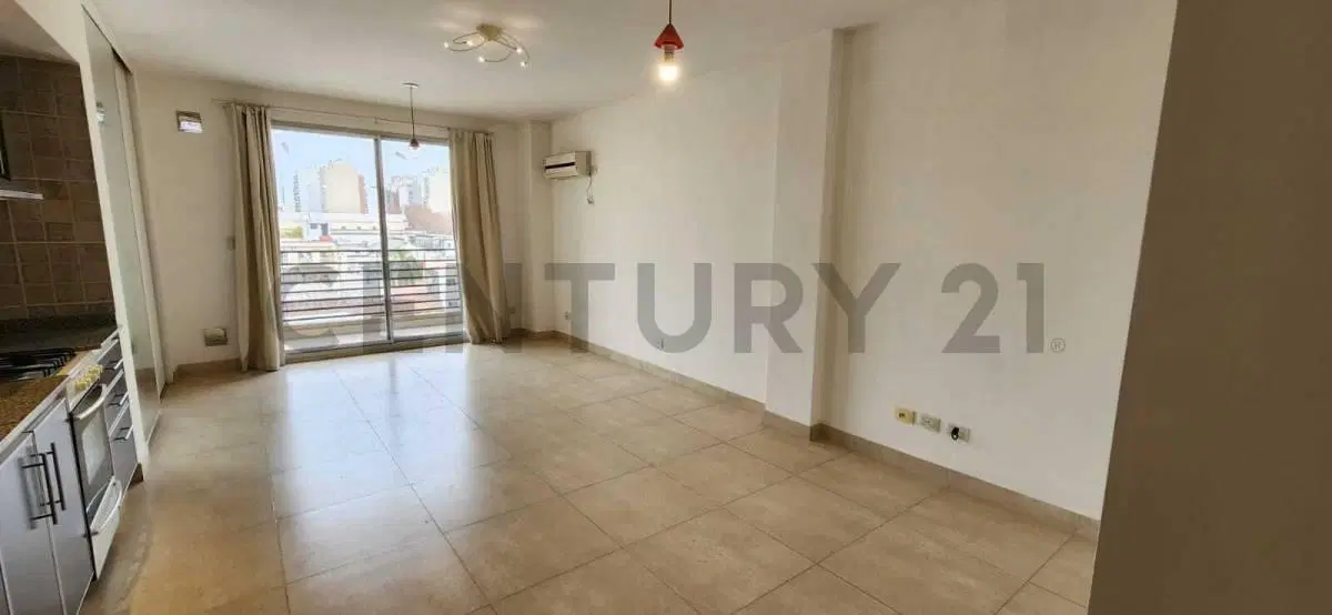 ALQUILER MONOAMBIENTE CON BALCON - VILLA PUEYRREDON - NAZCA Y MOSCONI 2