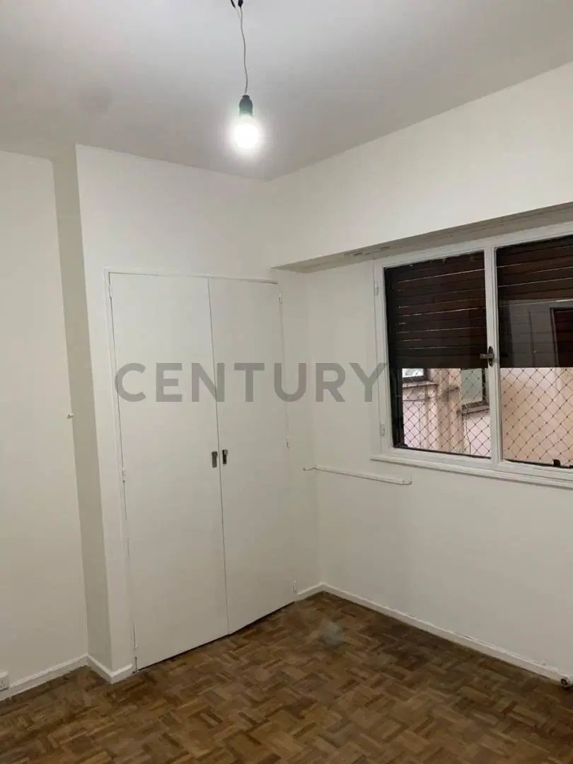 Departamento en alquiler 3 ambientes con Dependencia en Recoleta 3