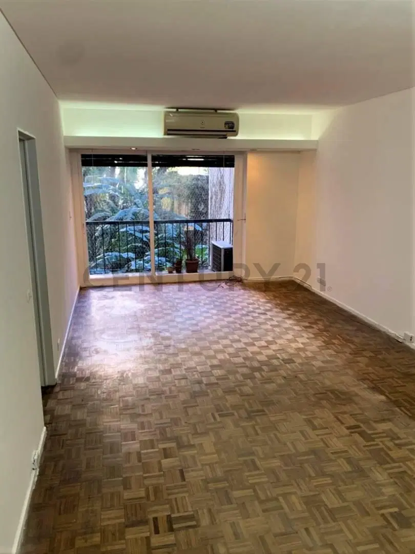 Departamento en alquiler 3 ambientes con Dependencia en Recoleta 2