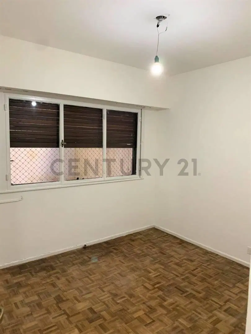 Departamento en alquiler 3 ambientes con Dependencia en Recoleta 8