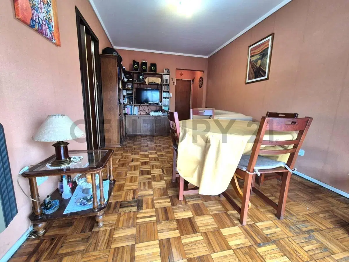 VENTA 3 AMBIENTES CON BALCON AL FRENTE - EXCELENTE UBICACION - SAAVEDRA 3
