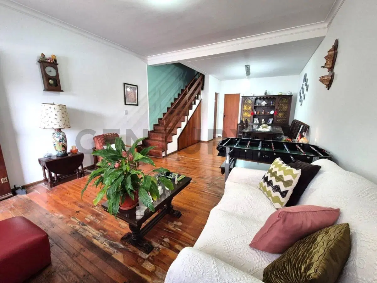 VENTA DUPLEX 4 AMBIENTES CON JARDIN, PARRILLA Y COCHERA - EXCELENTE ACCESO - SAAVEDRA 2