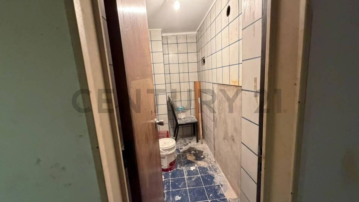 Foto de VENTA DEPARTAMENTO/OFICINA PISO 11 LUMINOSO, imagen 4