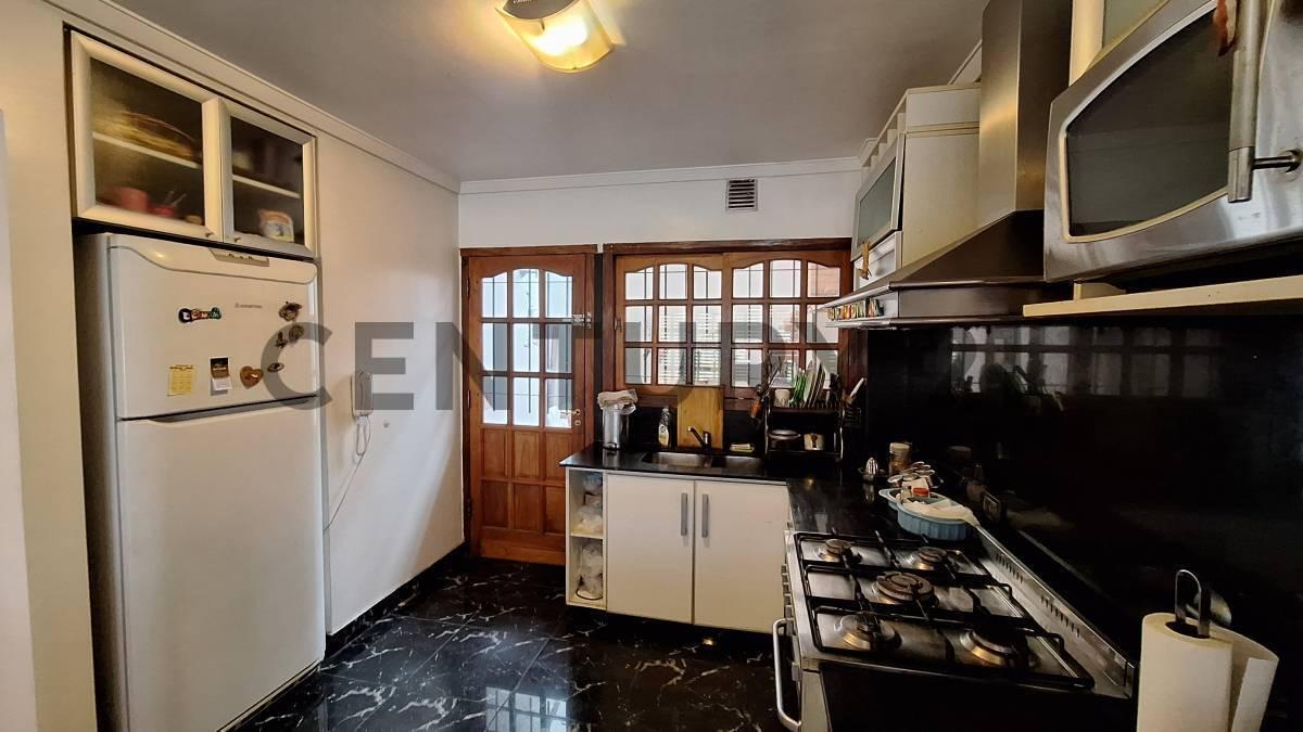 Foto de VENTA CASA 5 AMBIENTES EN GERLI - LANÚS. APTO CRÉDITO, imagen 3