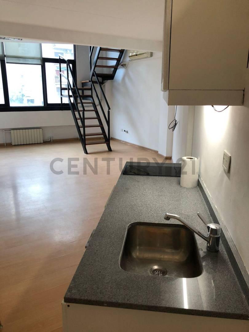 Foto de DÚPLEX 2 AMBIENTES AL FRENTE APTO PROFESIONAL – AV. CABILDO, BELGRANO, imagen 3