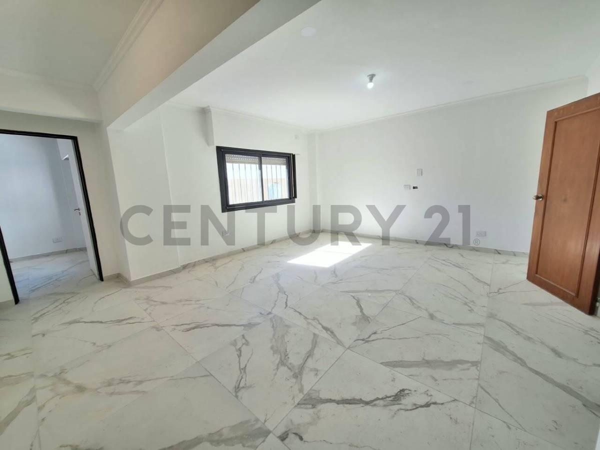 Foto de VENTA DEPARTAMENTO 3 AMBIENTES EN VILLA PUEYRREDÓN, imagen 1
