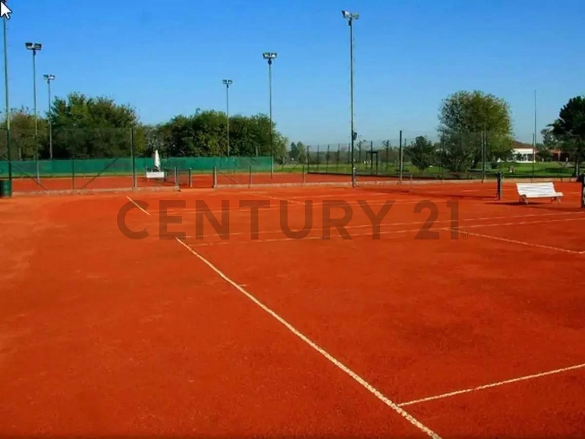 Foto de Lote Central en Venta en Santa Lucia, Pilar del Este, imagen 2