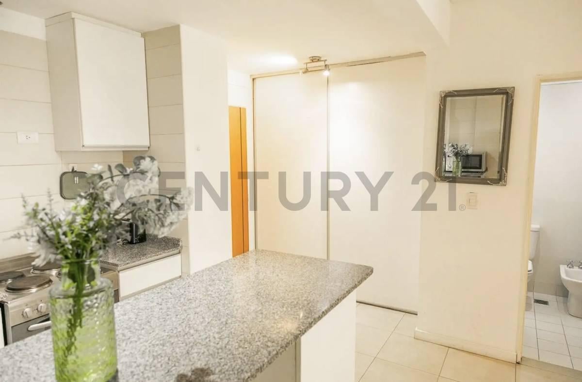 Foto de VENTA MONOAMBIENTE AL FRENTE | PISO ALTO | VISTA ABIERTA | PALERMO SOHO, imagen 5