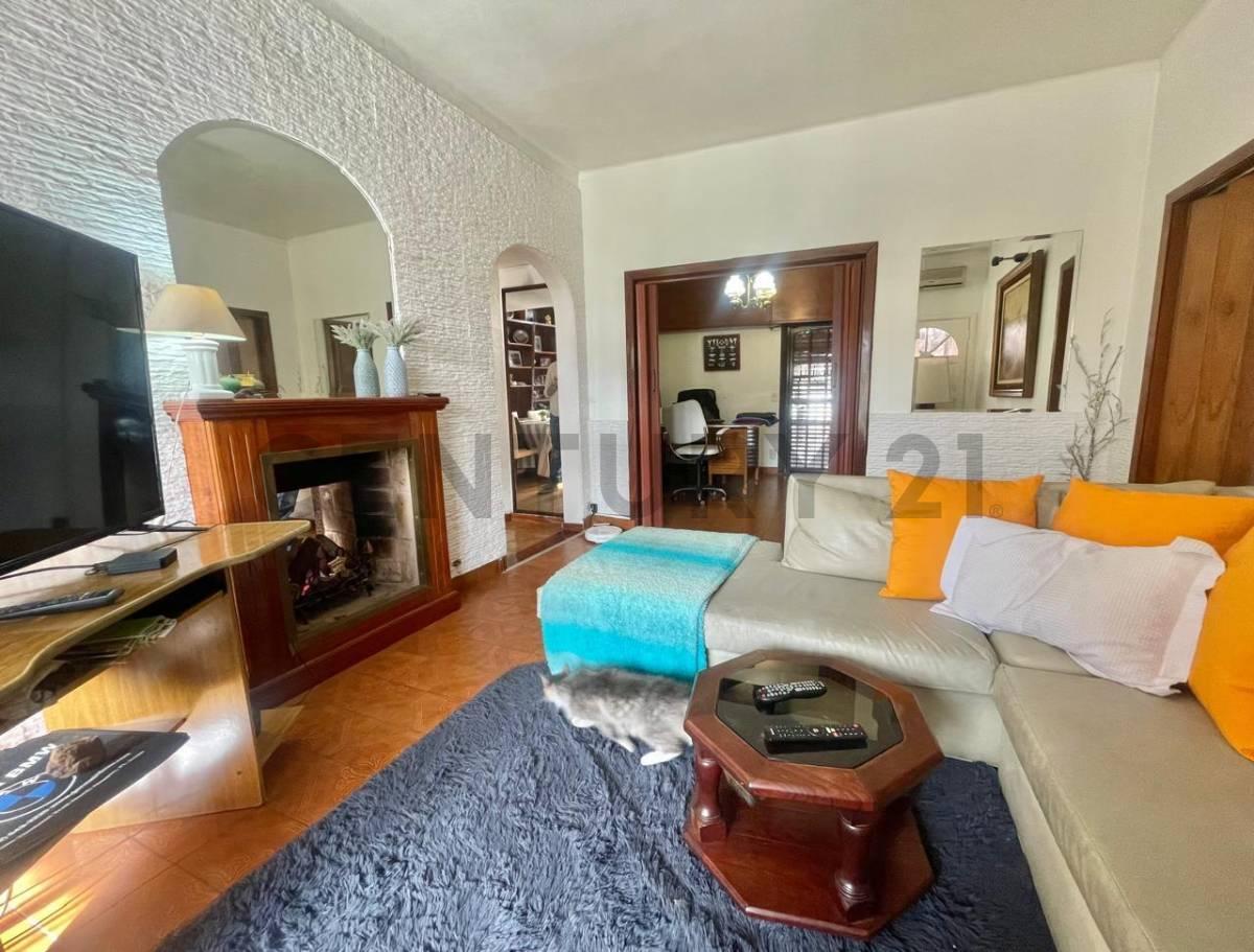 Foto de VENTA CASA 5-6 AMBIENTES GRAL. PACHECO PISCINA QUINCHO COCHERA ACEPTA, imagen 2