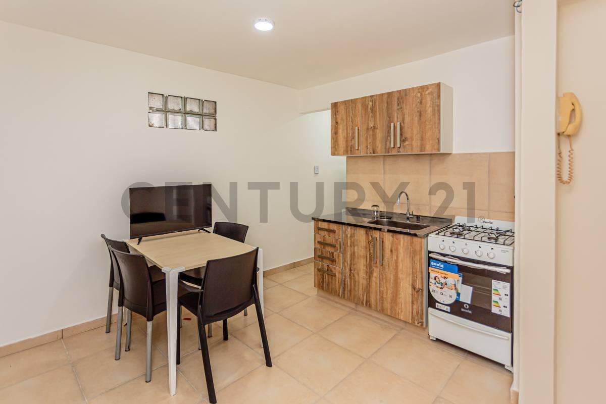 Foto de ALQUILER DEPTO 3 AMB A NUEVO – 2 DORMITORIOS MAS ESCRITORIO - FLORES, imagen 2
