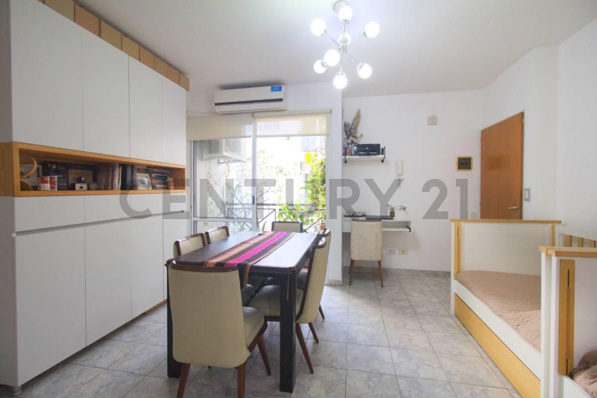 Foto de VENTA PH 2 AMBIENTES EN VILLA URQUIZA CON BALCON AL LATERAL, imagen 4